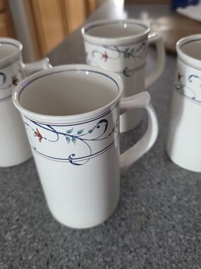 Set of 4 MIKASA Intaglio Annette CAC20 4-3/4" Tall 14 oz. Cappuccino Coffee Mug